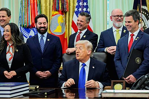 Трамп необычно объяснил отказ от бронежилета после покушения