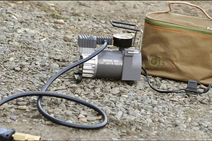 Лучшие недорогие компрессоры для шин 2025 |