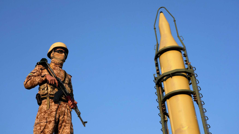 Хаменеи: Иран готов нанести новое поражение США и Израилю