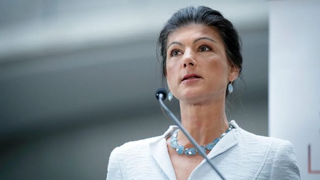 Мерц превратил немцев в дойную корову для Киева — Вагенкнехт