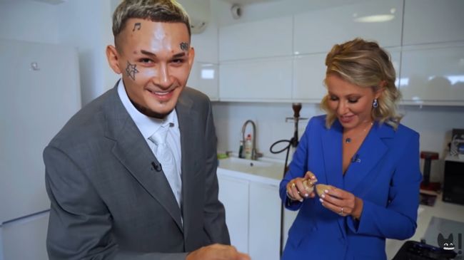 Сбежавшему из России рэперу-иноагенту впервые назначили миллионный штраф