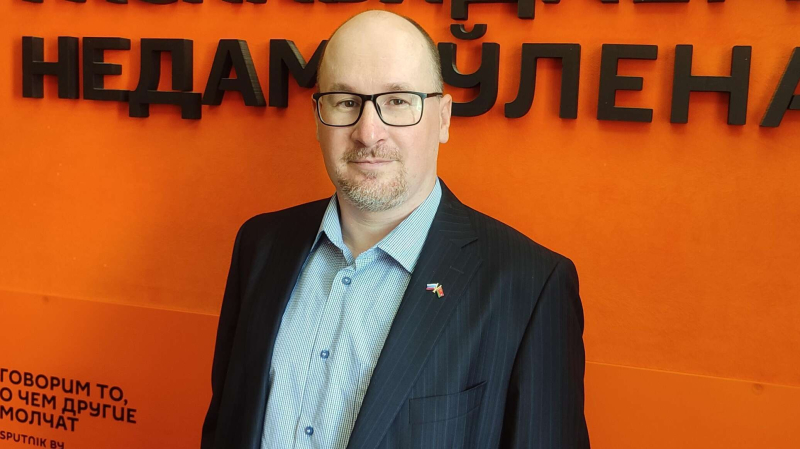 Шимов: вся государственная система Украины давно заточена на агрессию