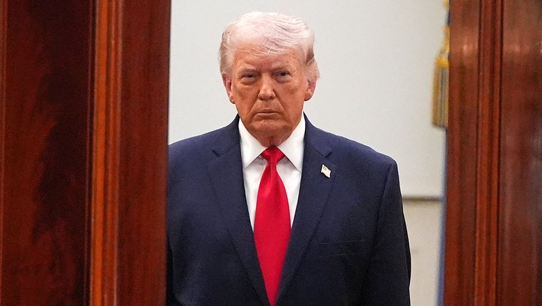 Трамп обещал уничтожить иранские корабли при приближении к блокаде США