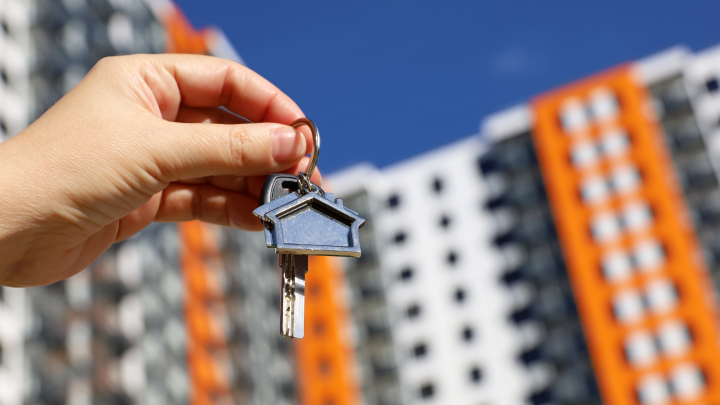 В России упадут цены на новостройки? Эксперт рассказал, когда ждать «скидок»