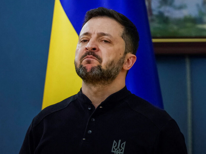 Зеленский сделал громкое заявление: позицию ВС РФ якобы впервые взяли роботы без участия пехоты