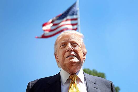 Трамп пригрозил уничтожить Иран