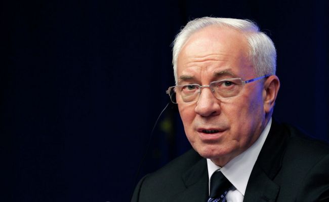 Азаров: Ермака ждет суд и приговор, а вот Зеленский может остаться в своем кресле