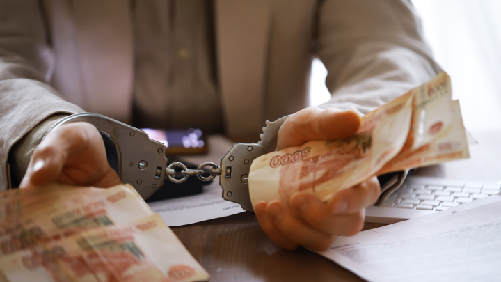 Депутат Ленобласти задержан с поличным при получении 50 миллионов рублей
