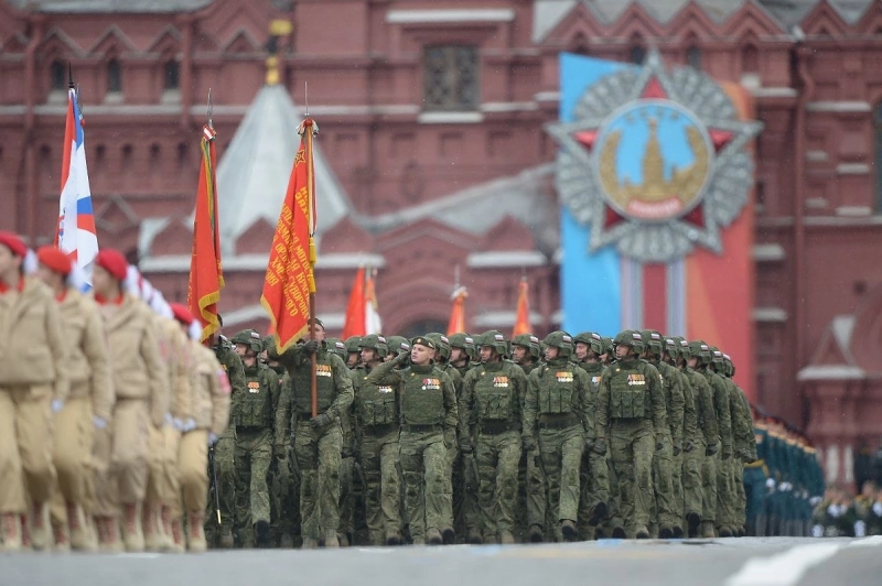 Минобороны: С 00:00 8 мая до 10 мая Россия объявляет перемирие