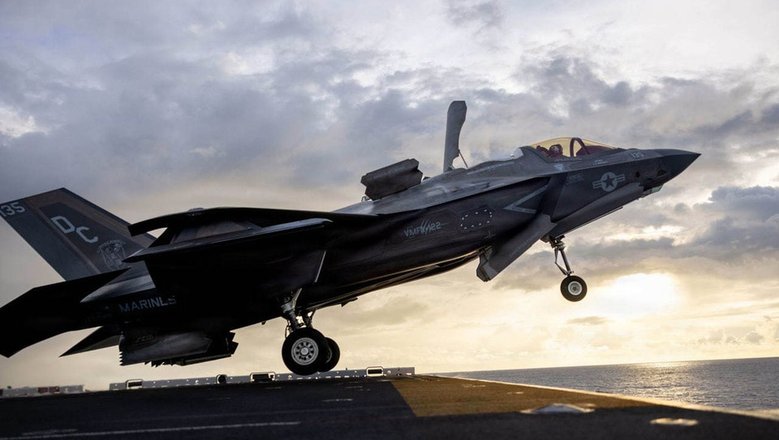 MWM: Италия впервые развернула истребители F-35B для операций у границ России