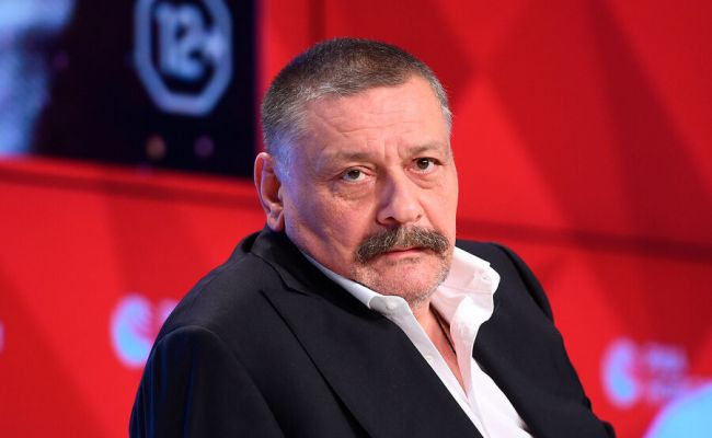 Назаров* с женой хотят назад — в эмиграции зрители денег не несут