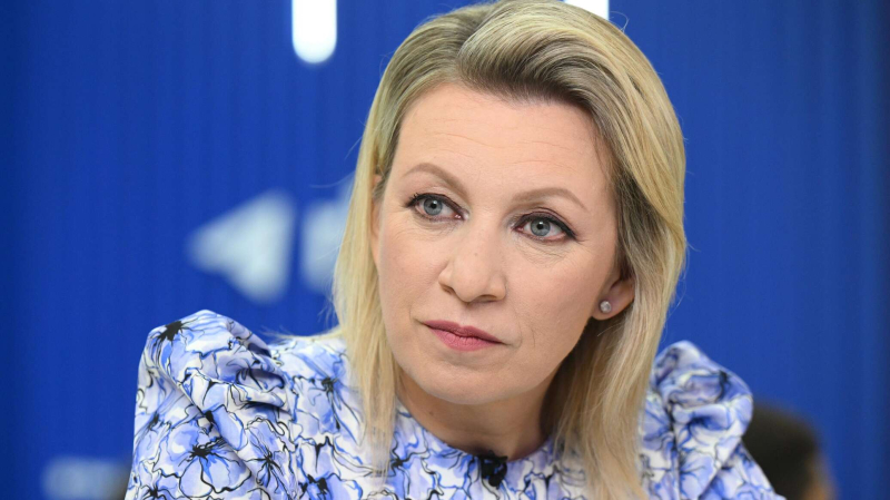 Захарова: годы власти превратили Зеленского в кровавого узурпатора