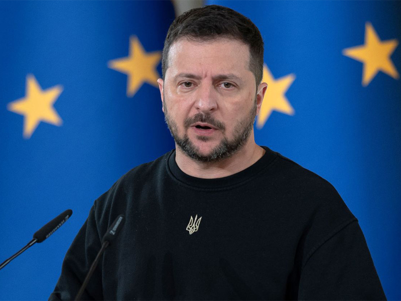 Зеленский объявил перемирие после угроз нанести удар по параду Победы в Москве