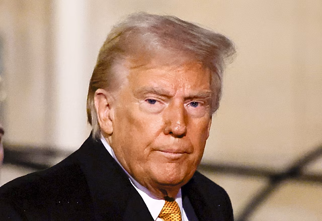 Трамп заявил о готовности к прямым переговорам с Хаменеи