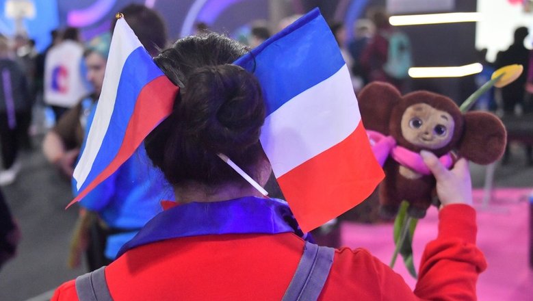 Генконсул Оранский: некоторые французы готовы вступить в ряды ВС России