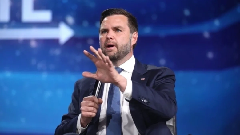 Вэнс заявил, что США ответят Ирану насилием на насилие