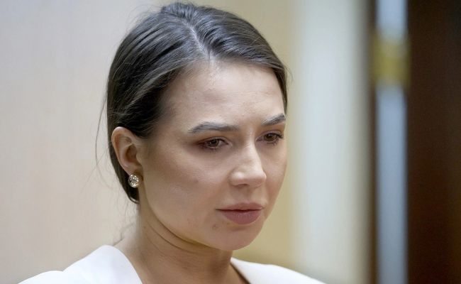 Адвокат высказался о нарушении Лерчек меры пресечения из-за поездки
