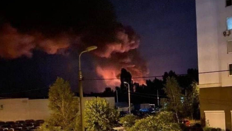Больше десяти взрывов за полчаса в Киеве, Кличко сообщил о пожарах после прилёта