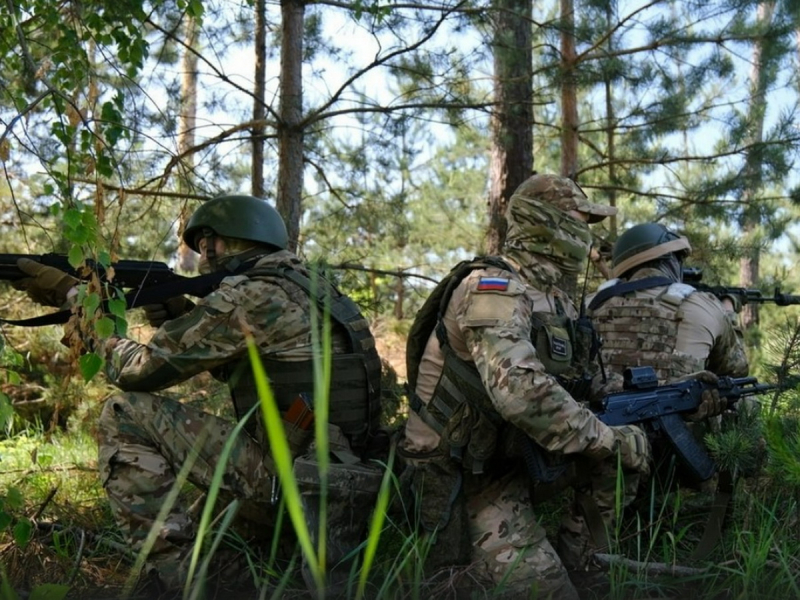 «До ноября будет очень тяжело»: военкоры раскрыли, что обсуждали на закрытом совещании у Белоусова