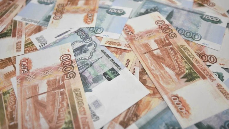 Россияне смогут вносить наличные через банкомат в другом банке: когда заработает новый сервис