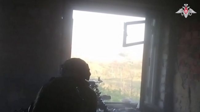Российский боец четыре месяца вел разведку в тылу врага, после чего вернулся к своим