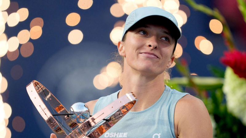 Швентек выиграла турнир WTA-1000 в Торонто