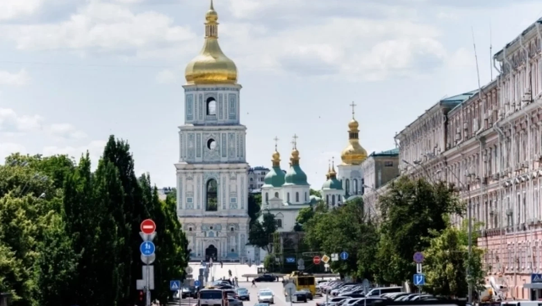 Экс-премьер Азаров: национализм привел Украину к разрушению