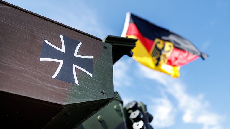 FT: Германия тайно накачивает Украину оружием с 2022 года