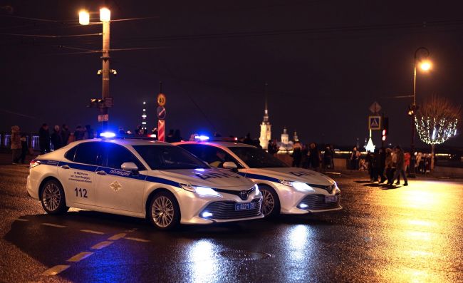 Мужчина взял в заложники врача в поликлинике Петербурга