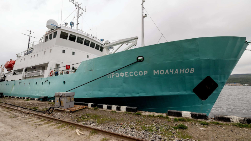 Посла Норвегии вызвали в МИД РФ из-за ареста судна на Шпицбергене