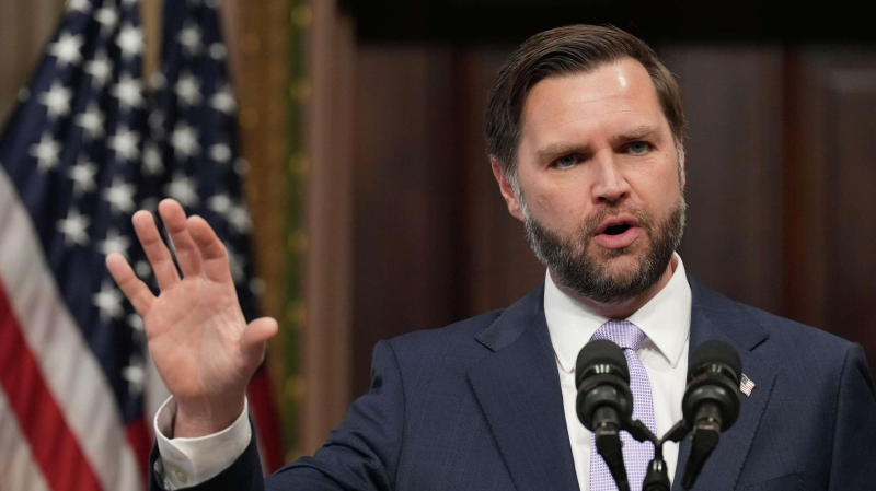 Вэнс анонсировал новую стадию конфликта США с Ираном