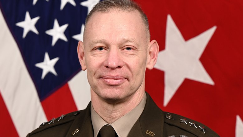 Генерал США признался в передаче СМИ секретных сведений об Украине и Иране